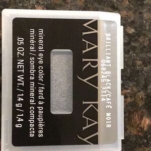 Mary Kay mineral eye color brilliant black
